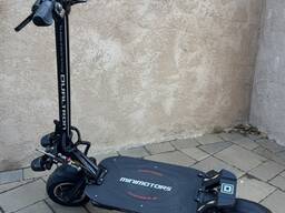 Patinete Elétrico Dualtron Thunder 3 com Tração nas Duas Rodas e Motor Duplo de 10080W – B